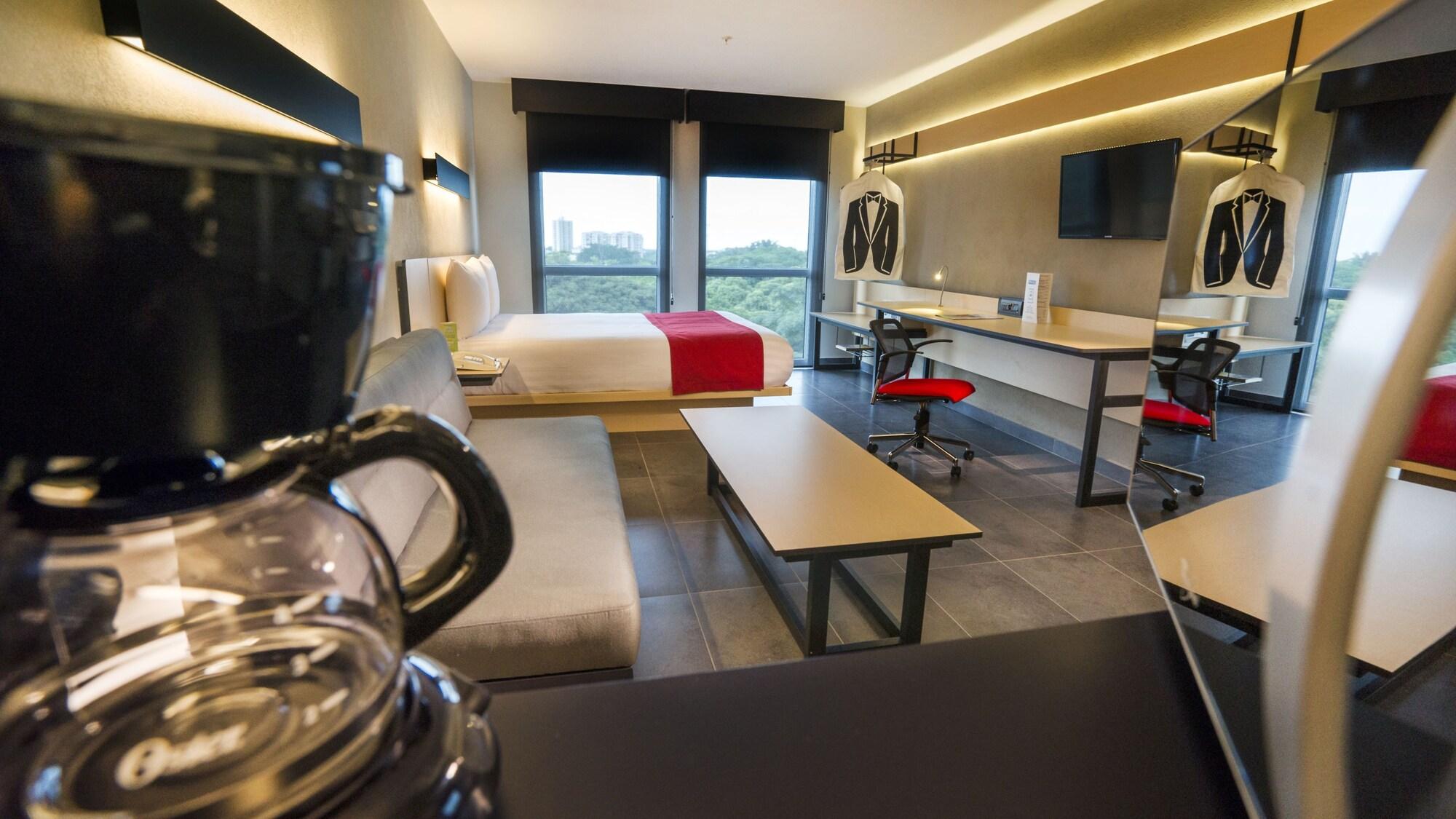 City Express Plus By Marriott Cali Colombia Экстерьер фото