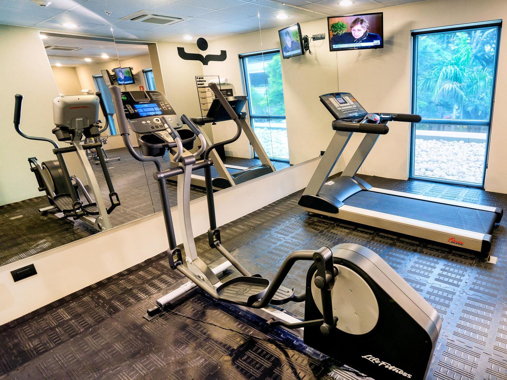 City Express Plus By Marriott Cali Colombia Экстерьер фото